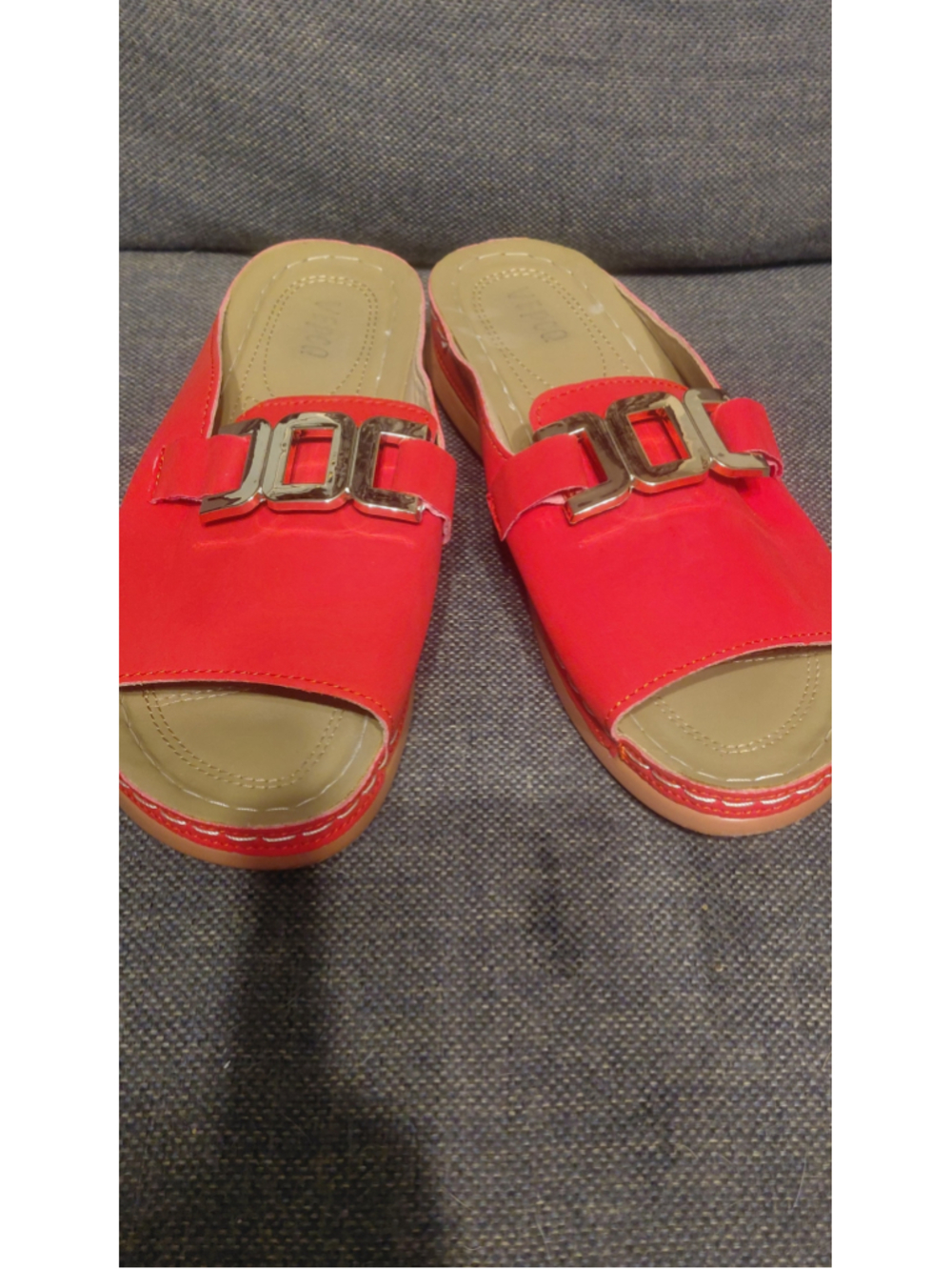 Women's Vepco Red Mules Size 9 Gold Accent Slip-On Sandals
